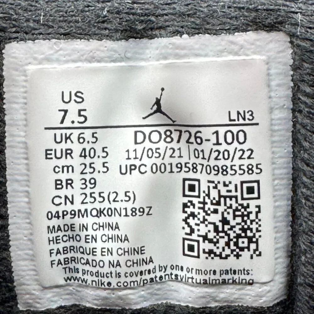 Air Jordan 12 Retro Low '25 Years in China' - Picture 8 of 9
